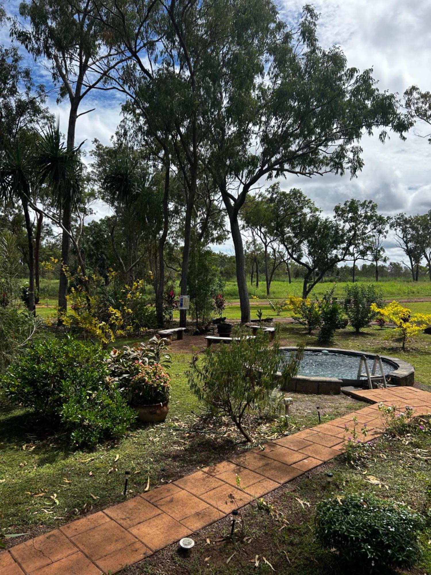 Litchfield Tropical Stay Batchelor Eksteriør billede