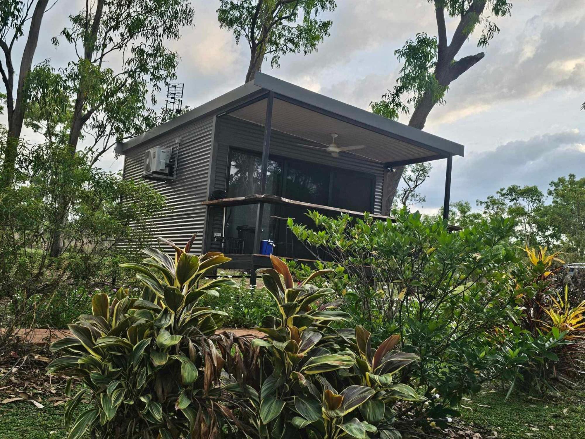 Litchfield Tropical Stay Batchelor Eksteriør billede