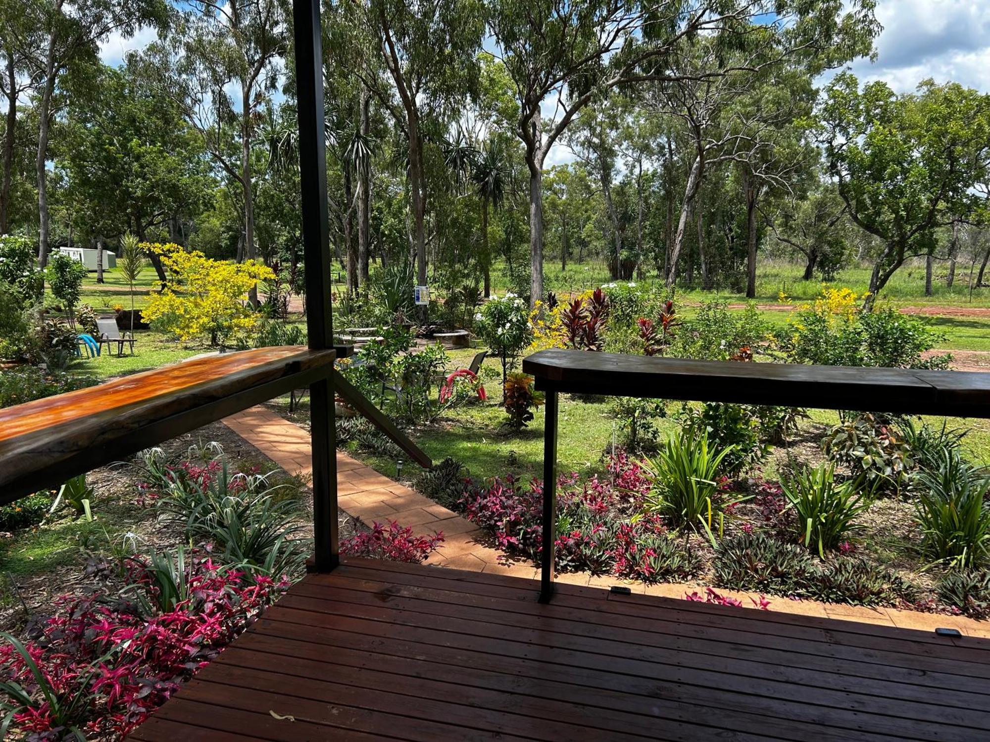Litchfield Tropical Stay Batchelor Eksteriør billede