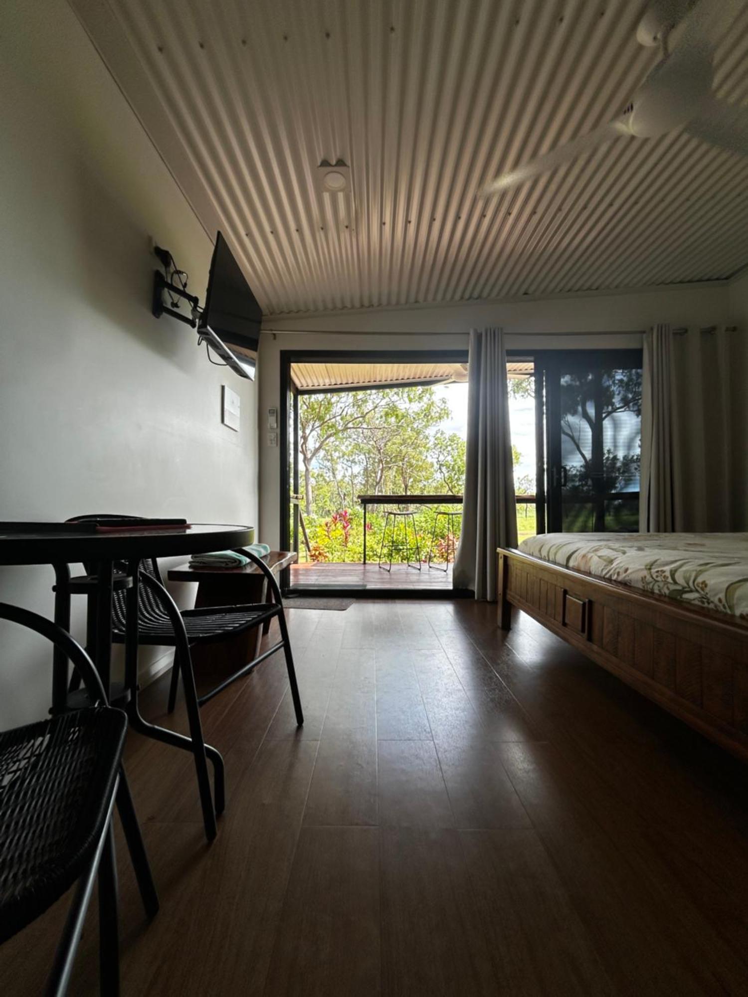 Litchfield Tropical Stay Batchelor Eksteriør billede