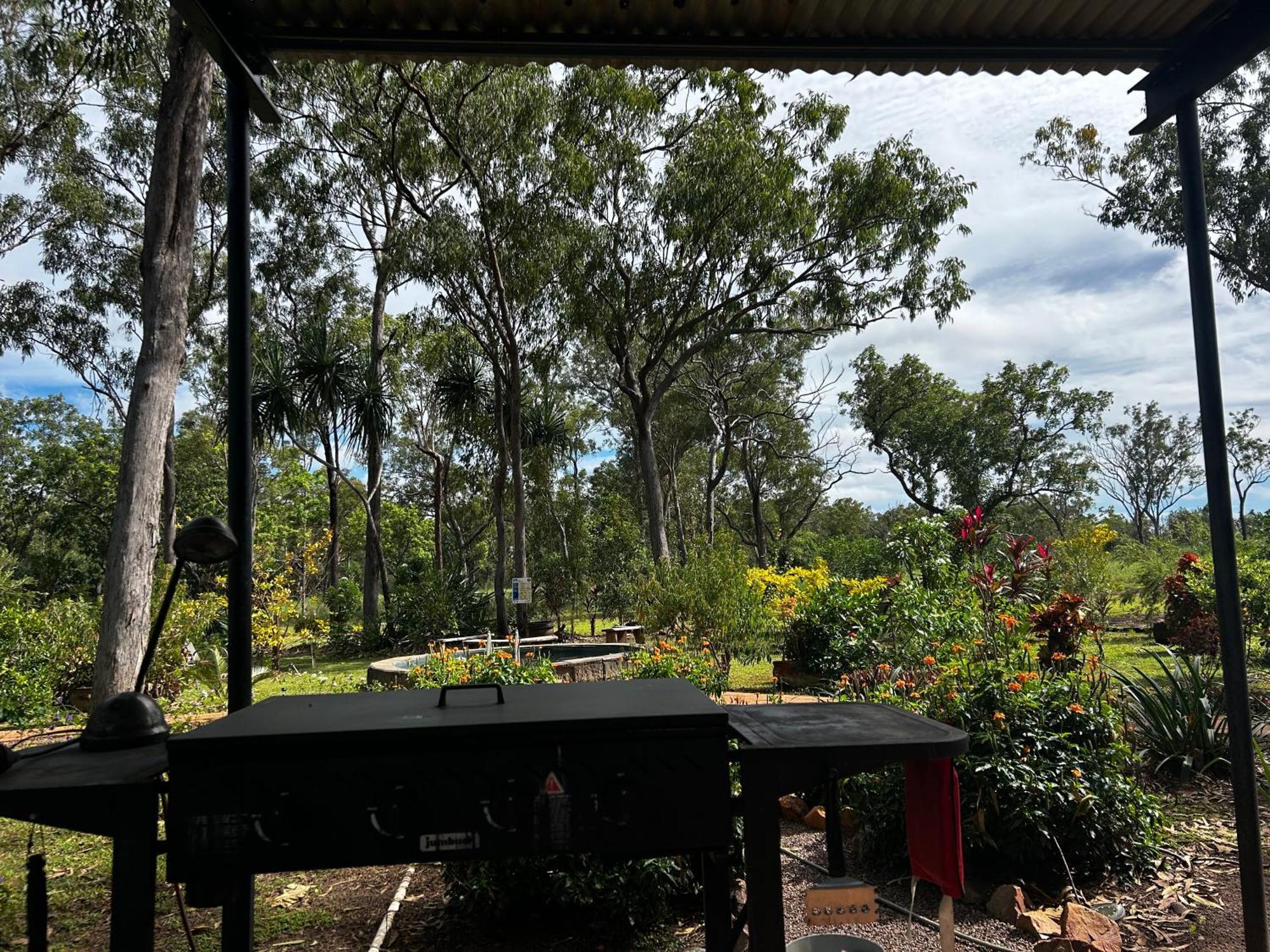 Litchfield Tropical Stay Batchelor Eksteriør billede